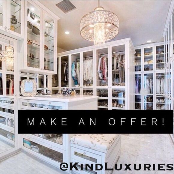 💎076💎 14k Gold Hoop Earrings 1” - Picture 9 of 10